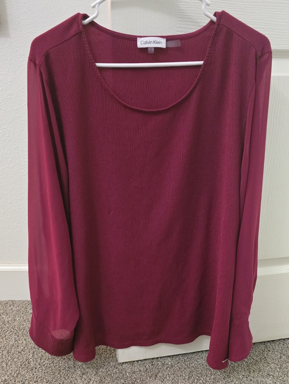 Calvin Klein Women's Wine Long-Sleeve Scoop Neck Top